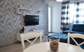 Modern And Cozy Apartment In The City Center